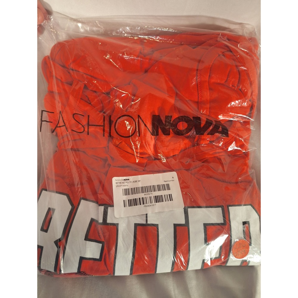 Fashion Nova Better‎ Not Pout PJ Robe Set Red Plaid Holiday Pajamas 2RGP145FN S